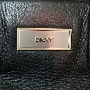 DKNY SMALLER HANDBAG